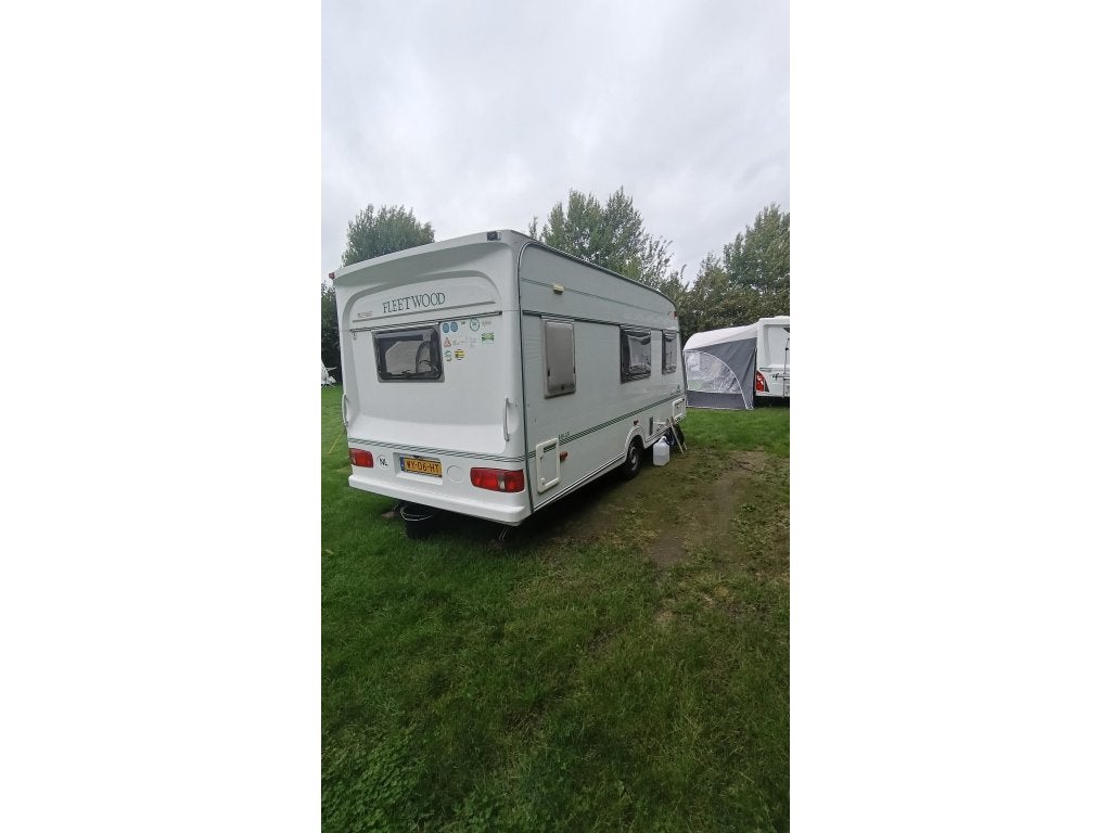 Fleetwood Countryside 450 EK (1064229), Caravans en Kamperen, Overige merken, Treinzit, 750 - 1000 kg, Particulier
