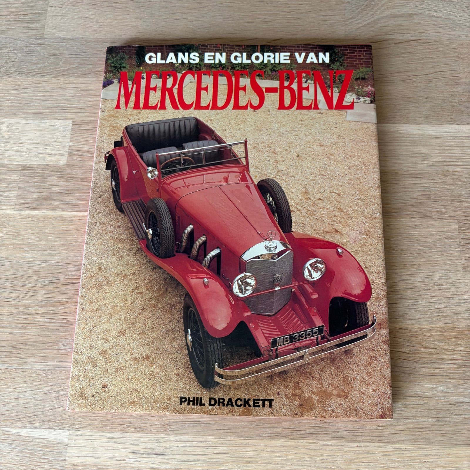 Glans en Glorie van Mercedes-Benz, Boeken, Auto's | Boeken, Ophalen of Verzenden, Zo goed als nieuw, Mercedes