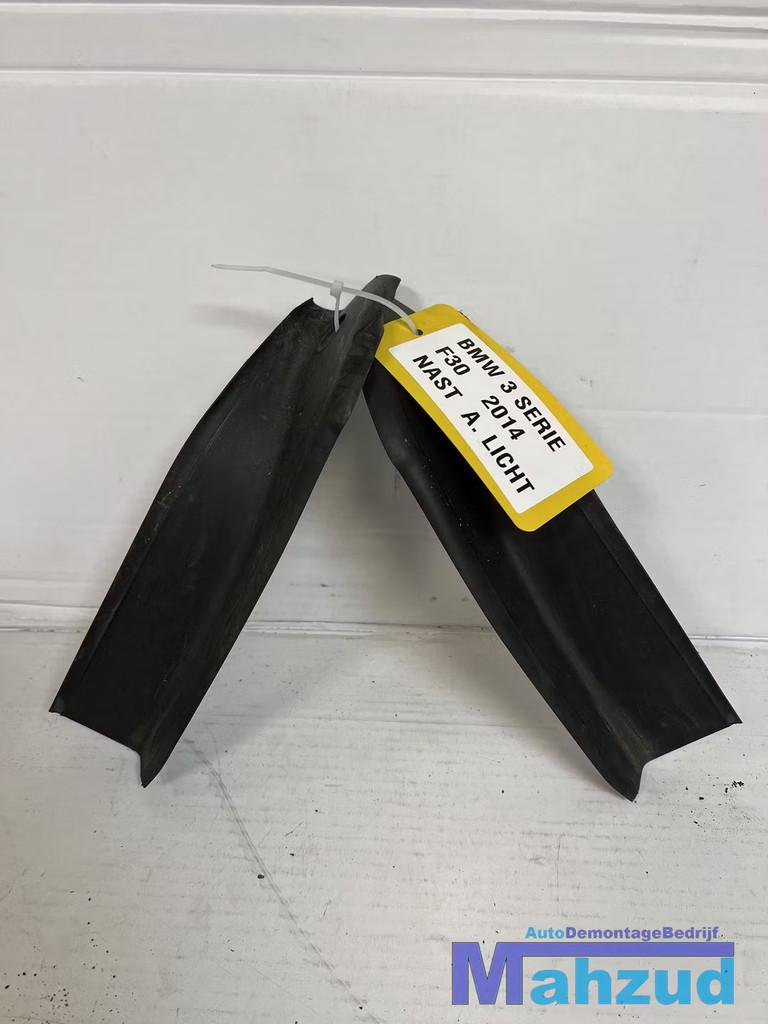 BMW 3 SERIE F30 achterlicht afdekkap rechts links 2011-2019, Auto-onderdelen, Verlichting, BMW, Gebruikt, Ophalen of Verzenden
