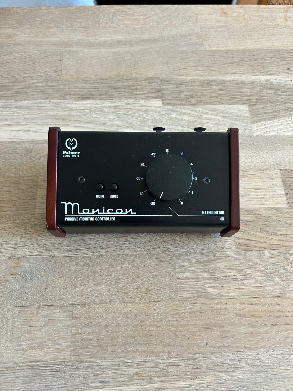 Palmer Monicon passieve monitor controller, Ophalen of Verzenden, Zo goed als nieuw, Minder dan 5 kanalen