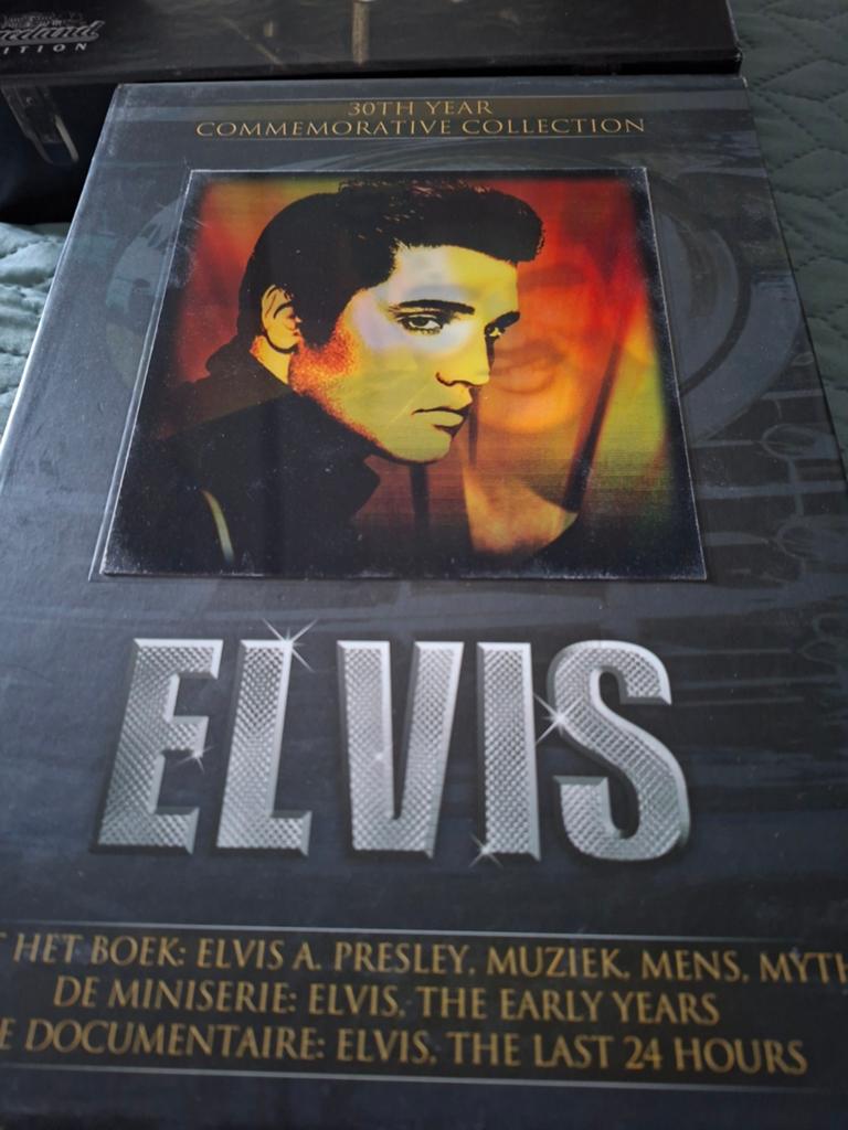Elvis Presley boek en 2 disc s, Alle leeftijden, Ophalen of Verzenden, Zo goed als nieuw, Overige genres