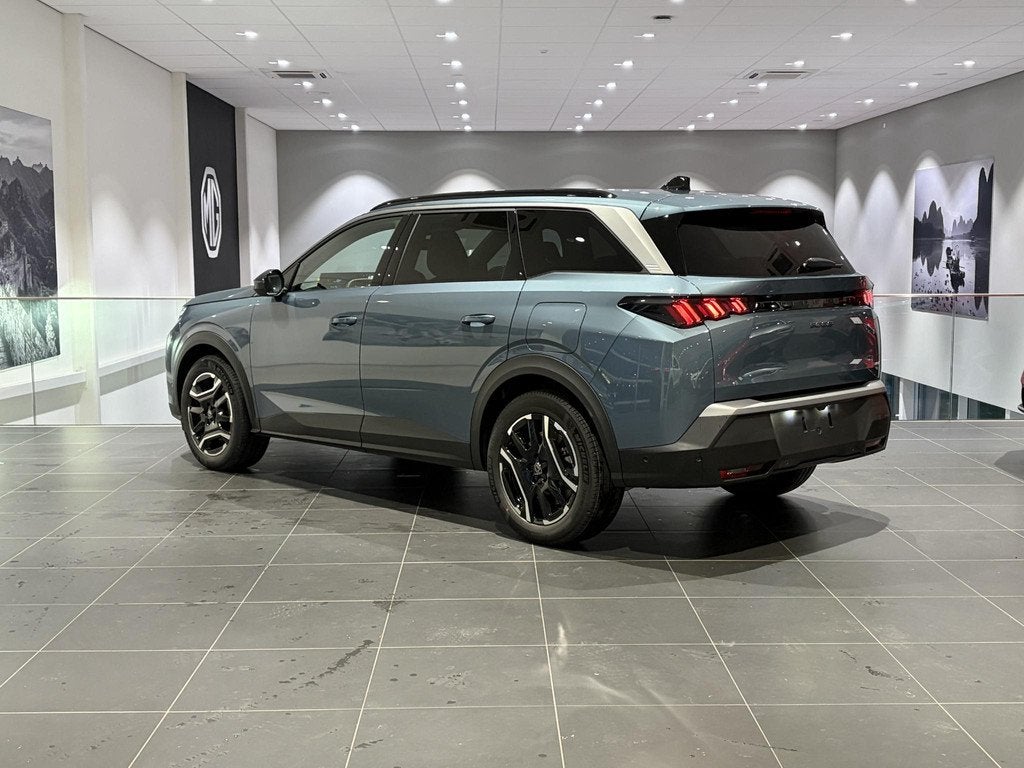 Peugeot 5008 1.6 Plug-in Hybrid 195 Allure 7p Automaat | 7-Z, Auto's, Peugeot, 4 cilinders, Plug-in hybride, Bedrijf, Nieuw