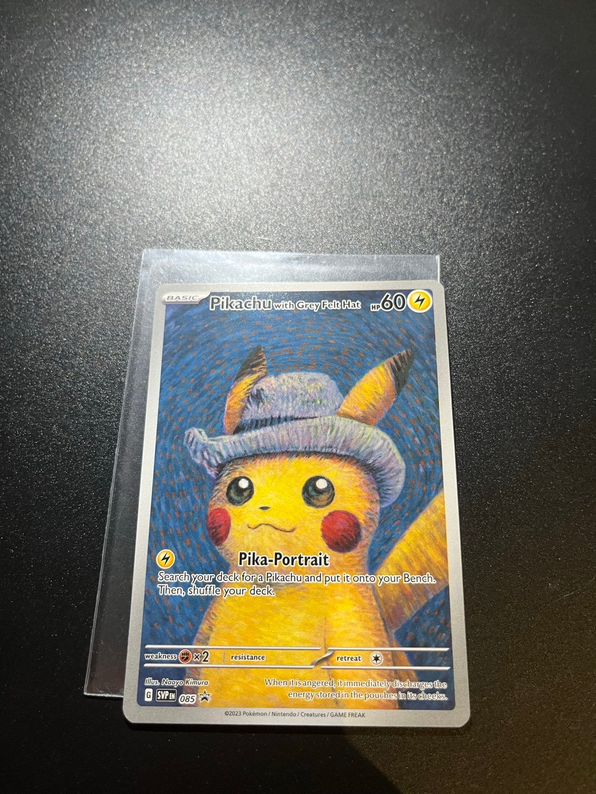 Pikachu van Gogh met grijze vilthoed - Altijd netjes bewaard, Ophalen of Verzenden, Zo goed als nieuw, Losse kaart