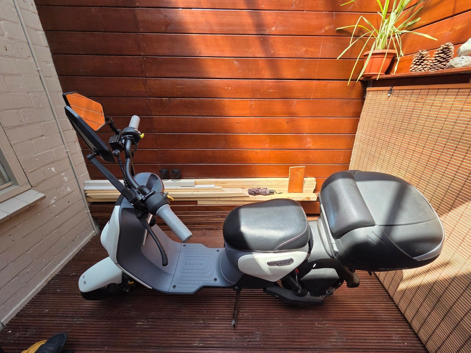 Segway B110S Elektrische Scooter - Zo goed als nieuw, Fietsen en Brommers, Ophalen, Zo goed als nieuw, Elektrisch, Overige merken