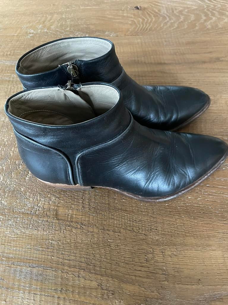Dames enkellaarsjes maat 38/5, Kleding | Dames, Schoenen, Ophalen of Verzenden, Zo goed als nieuw, Zwart