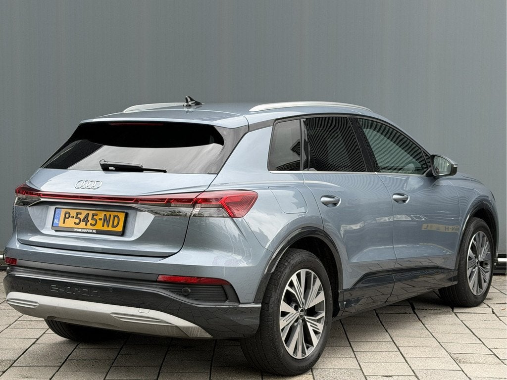Audi Q4 e-tron BWJ 2022 | 35 Launch edition Advanced 55 kWh, Auto's, Audi, Gebruikt, 1865 kg, Blauw, Origineel Nederlands