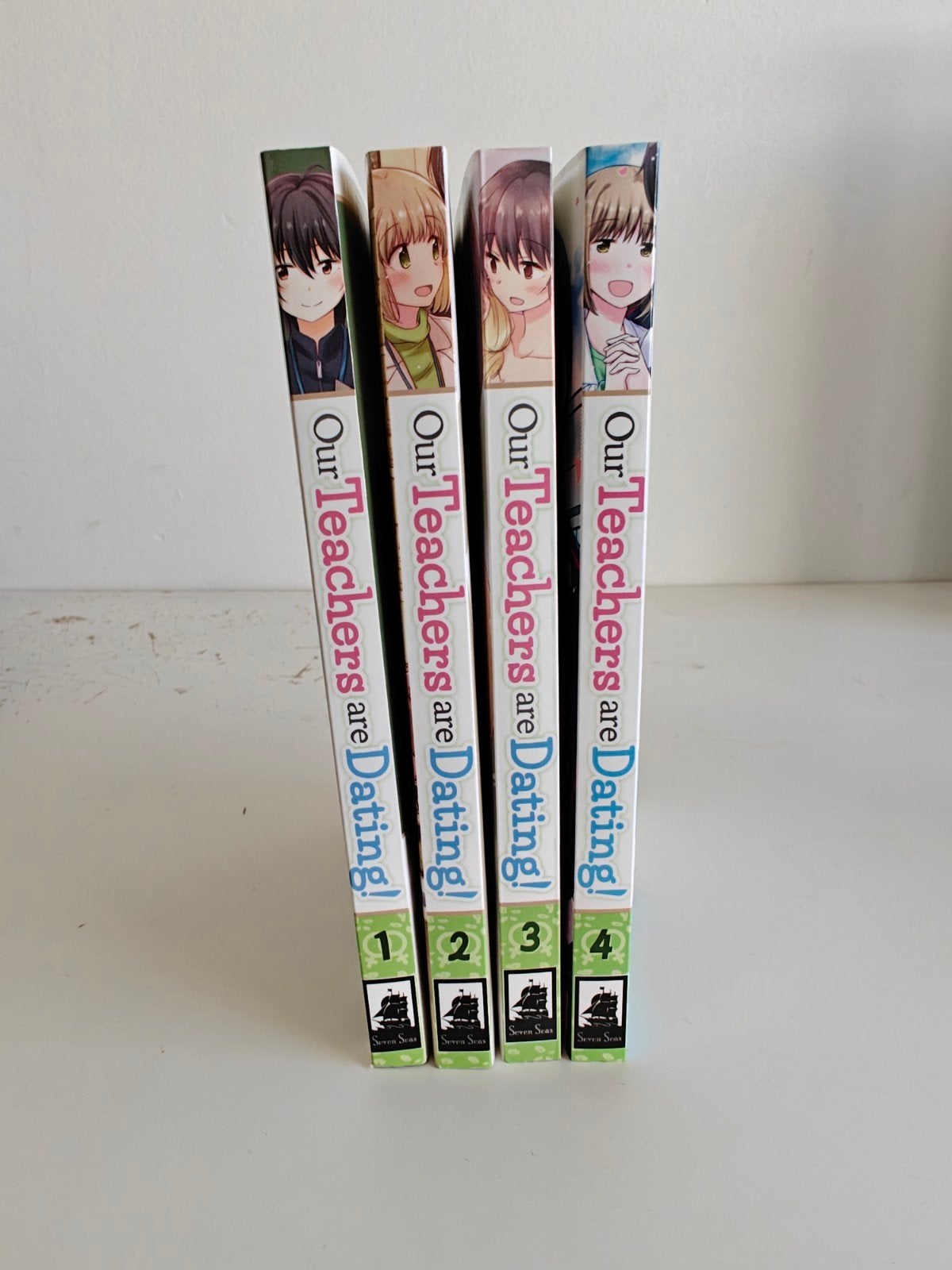 Our teachers are dating! Volumes 1-4 Manga, Meerdere comics, Ophalen of Verzenden, Zo goed als nieuw, Japan (Manga)