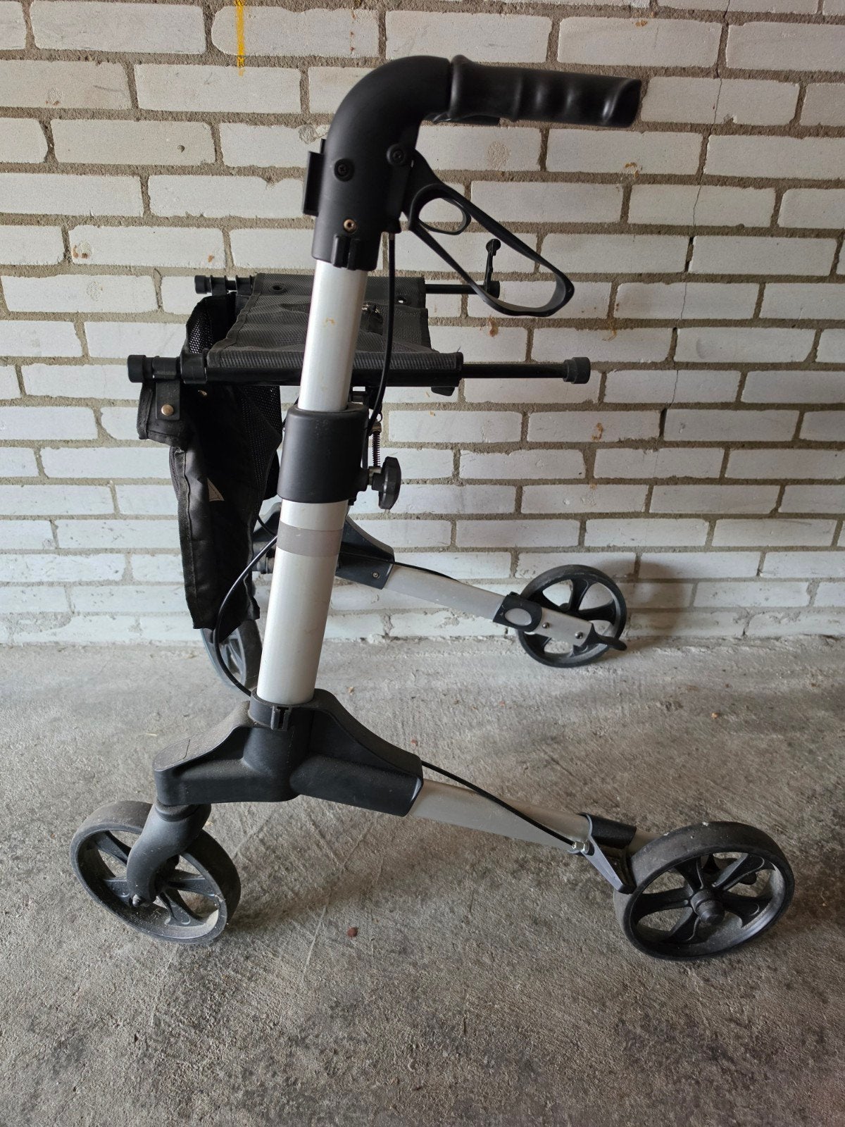 Rollator voor maar €40, Ophalen, Lichtgewicht, Gebruikt