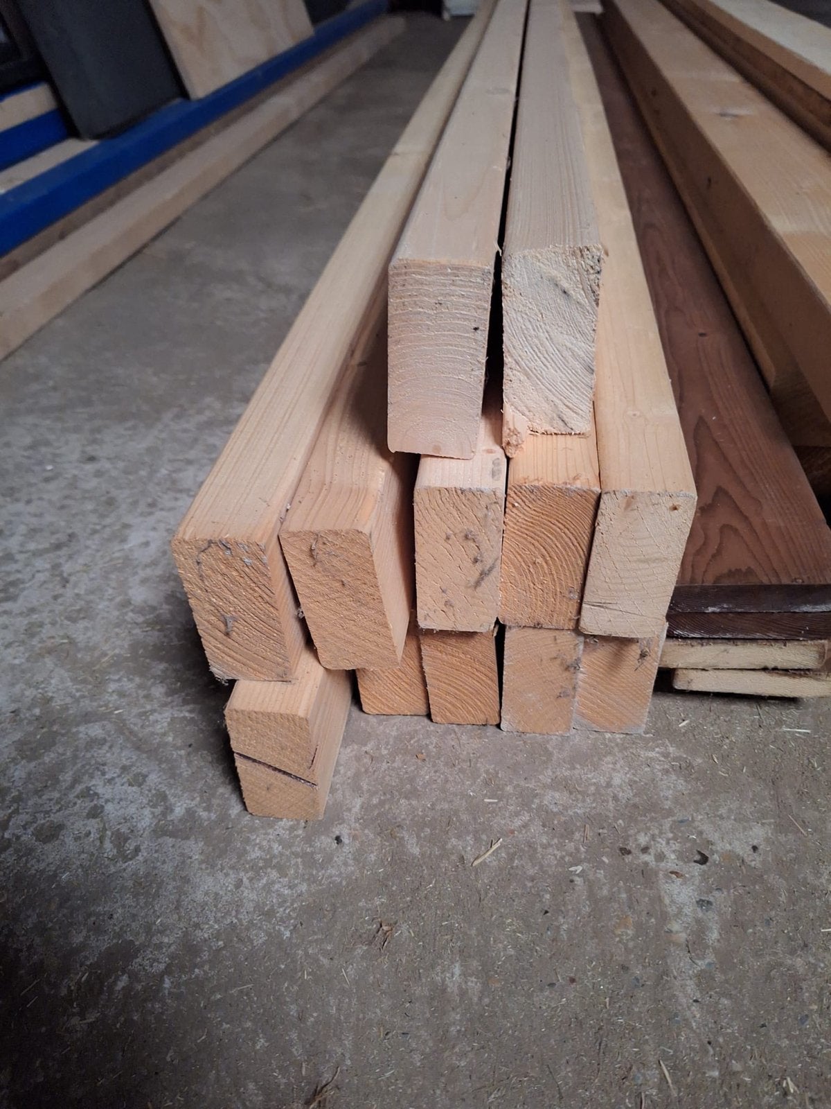 Houten balken 3 meter - 10 stuks, Doe-het-zelf en Verbouw, Ophalen, Gebruikt, 25 tot 50 mm, 300 cm of meer