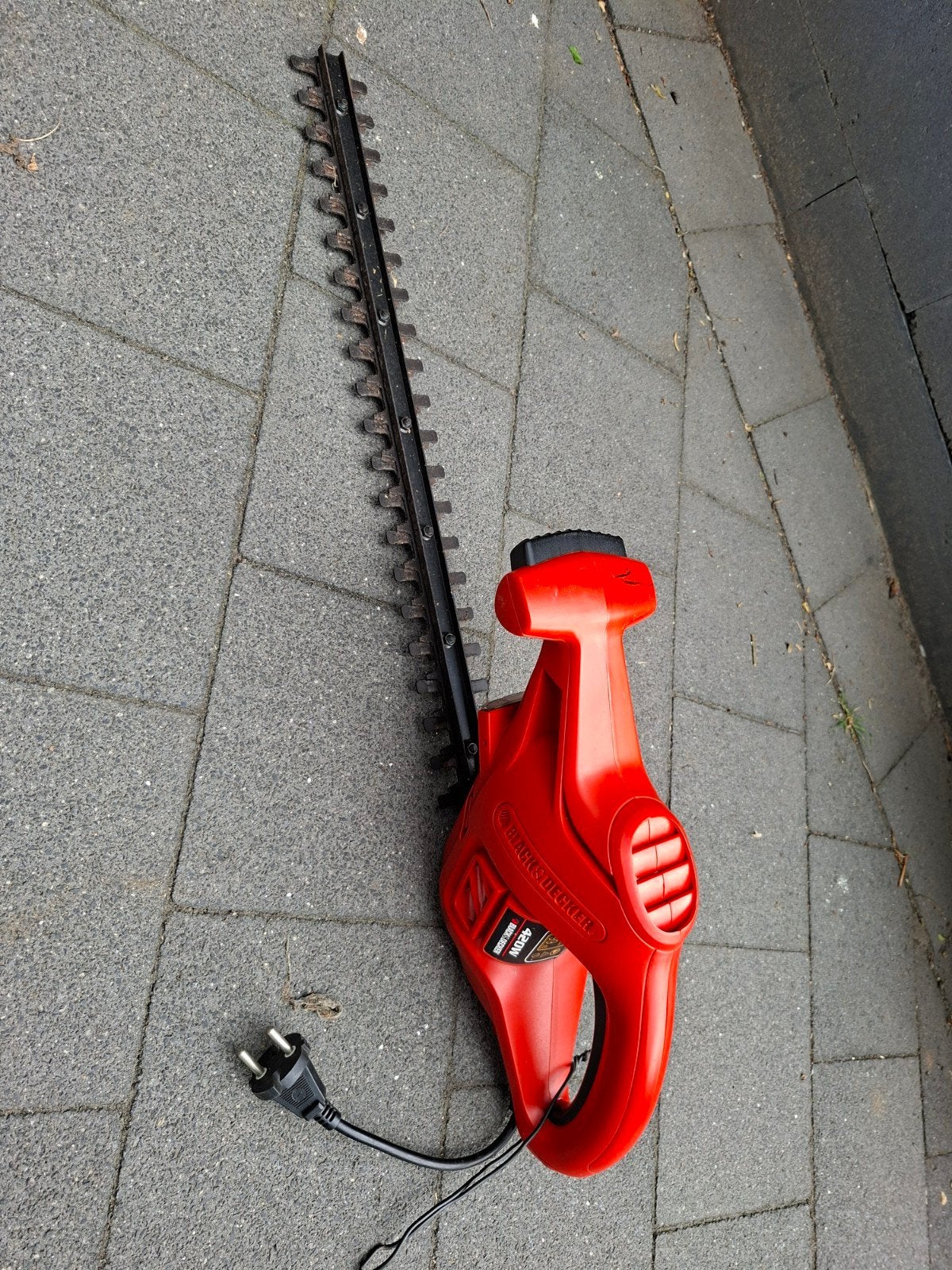 Gebruikte heggeschaar, Tuin en Terras, Heggenscharen, Ophalen, Gebruikt, Elektrisch, Black en Decker
