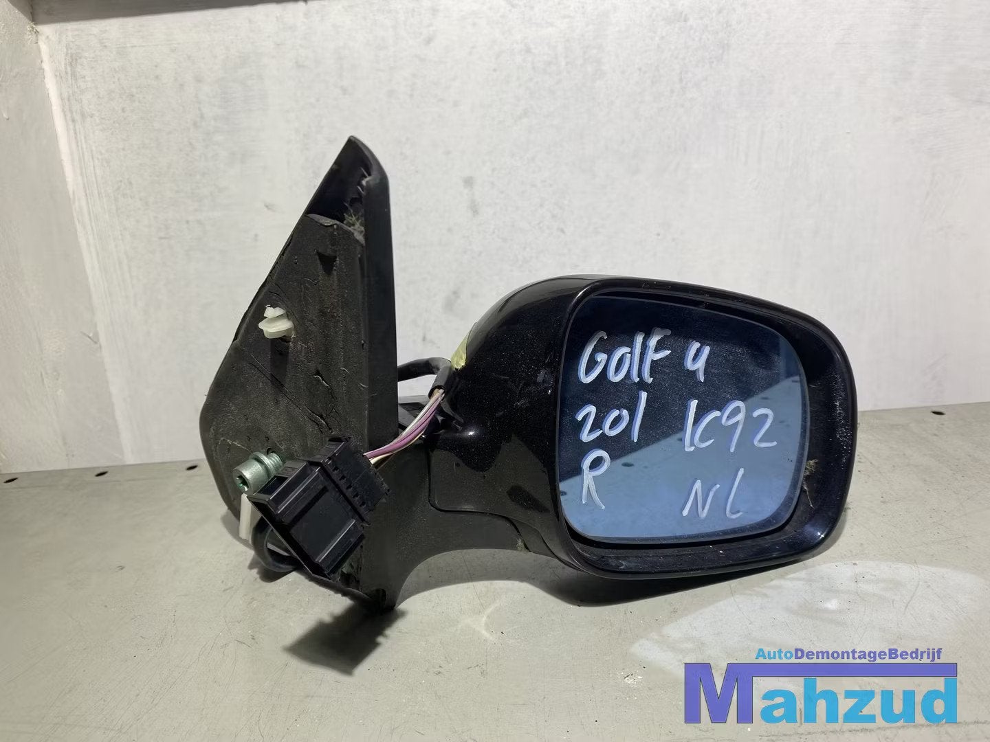 VW GOLF 4 LC9Z Rechts spiegel buitenspiegel, Auto-onderdelen, Gebruikt, Volkswagen, Volkswagen AG, Berliner Ring 2
38440  Wolfsburg, DE