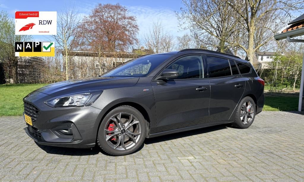 Ford Focus 1.5i 150pk Aut ST-Line X Business Wagon Trekhaak, Auto's, Stof, 150 pk, 1382 kg, Origineel Nederlands