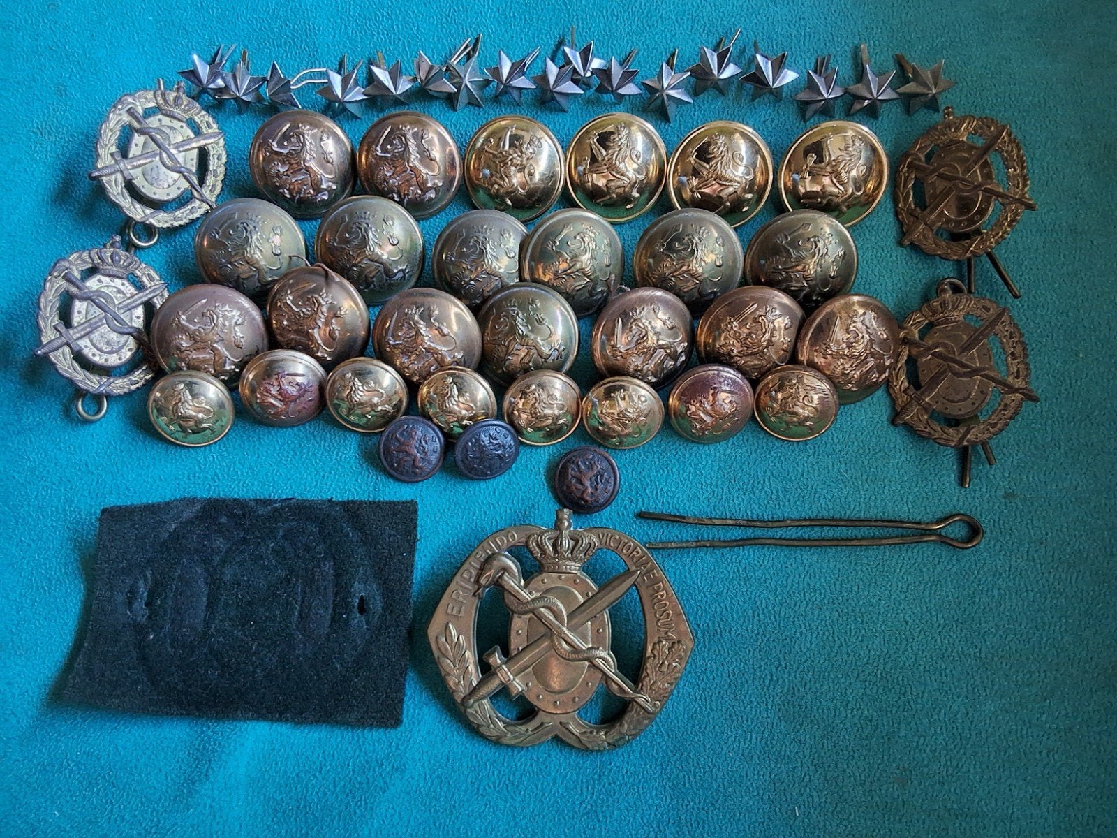 geneeskundige troepen sterren emblemen knopen leger jaren 50, Verzamelen, Verzenden, Landmacht, Nederland, Embleem of Badge