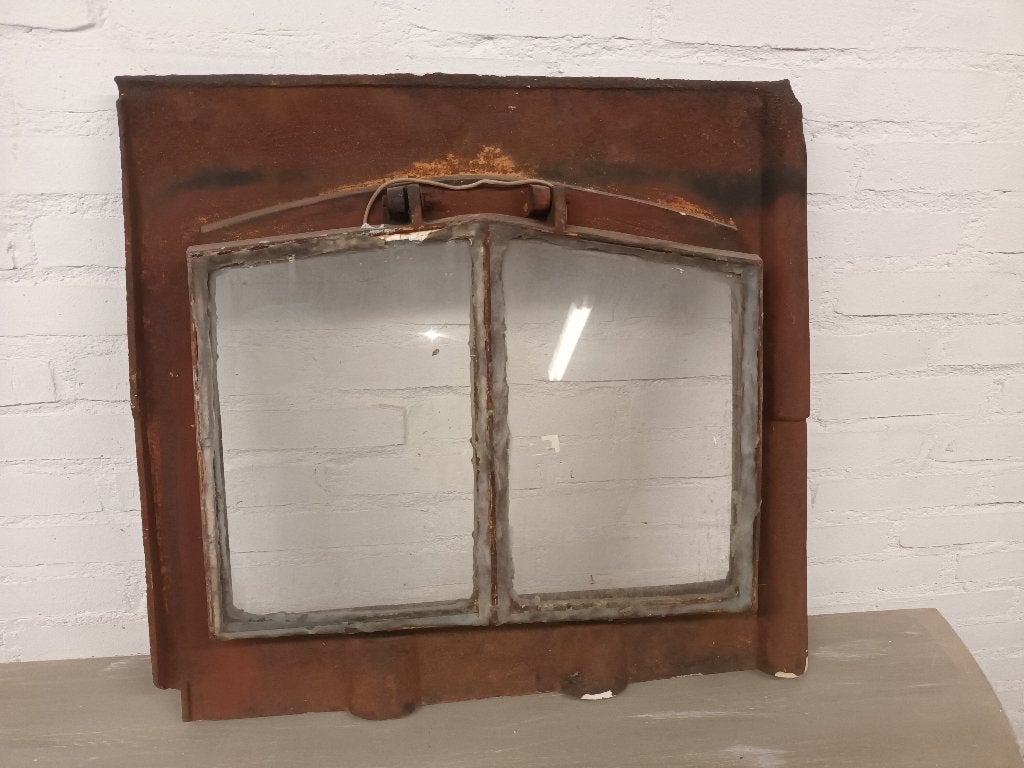 Oud Dakraam met IJzeren Frame - Uniek Decoratiestuk, Doe-het-zelf en Verbouw, Glas en Ramen, Ophalen, Gebruikt, Minder dan 80 cm