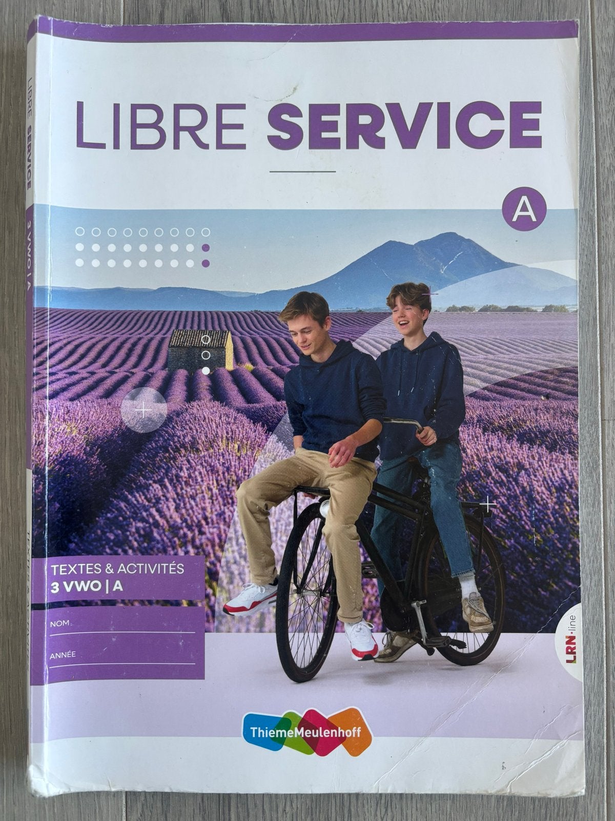Libre Service Frans 3 VWO | A - Teksten & Activités, Boeken, Ophalen of Verzenden, Zo goed als nieuw