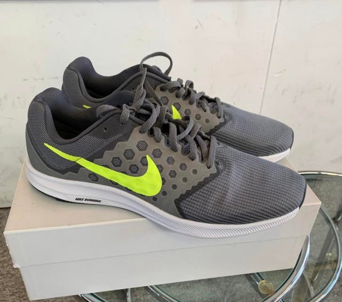 Schoenen Nike Runners nieuwe hardloopschoenen., Ophalen of Verzenden