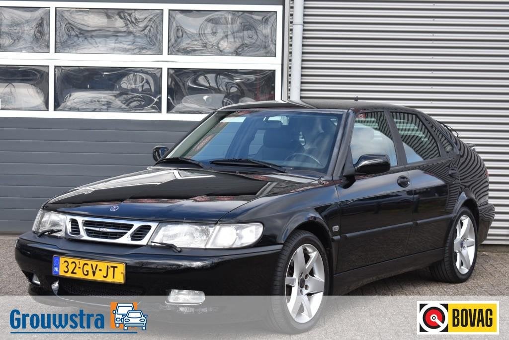 Saab 9-3 2.0 TURBO AERO / LEDER / STOELVERWARMING / BARNFIND, Gebruikt, 4 cilinders, Zwart, Handgeschakeld