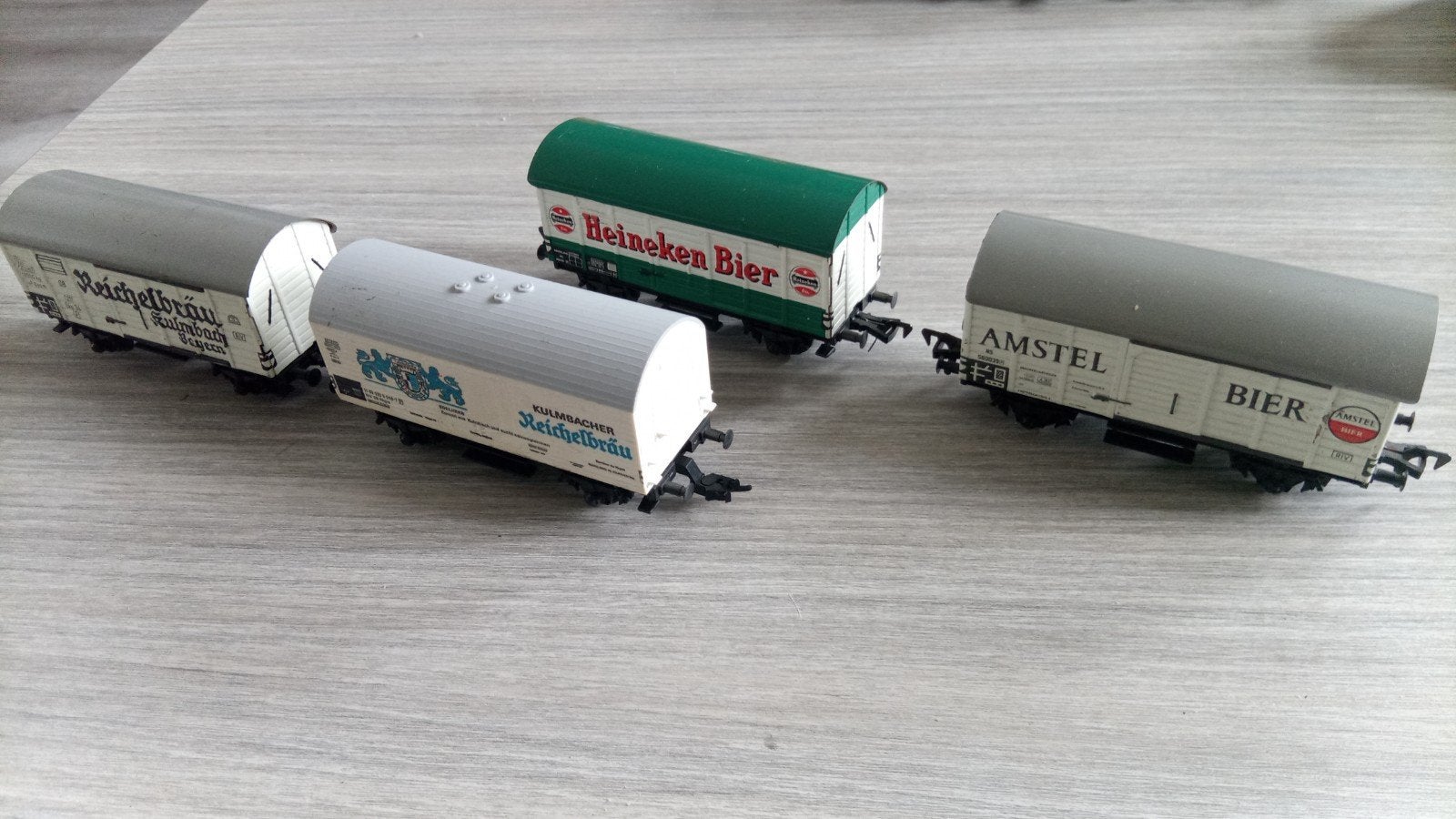 4 Fleischmann Bierwagens - Zonder OVP, Gebruikt, Gelijkstroom, Fleischmann, Wagon
