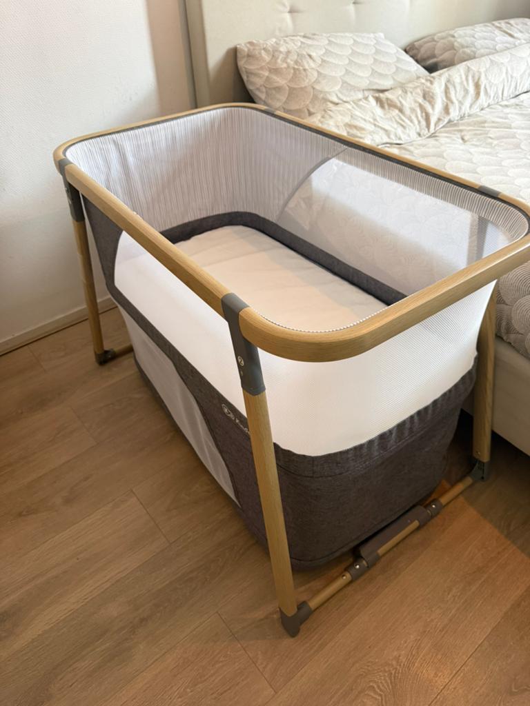 Kinderkraft 4 in 1 (campingbedje, wieg, schommelwieg, box), Ophalen of Verzenden, Zo goed als nieuw, Wieg