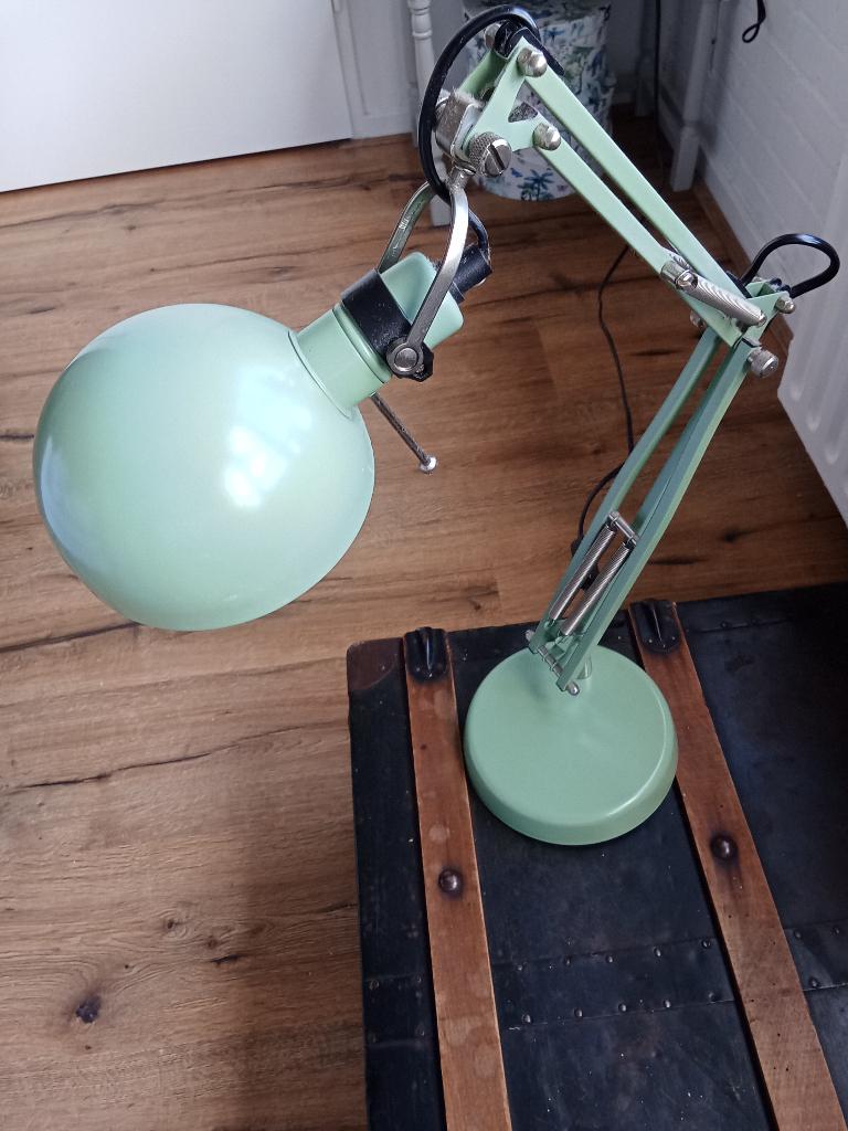 Tafellamp (werkend), Huis en Inrichting, Lampen | Tafellampen, Ophalen of Verzenden, Zo goed als nieuw, Metaal