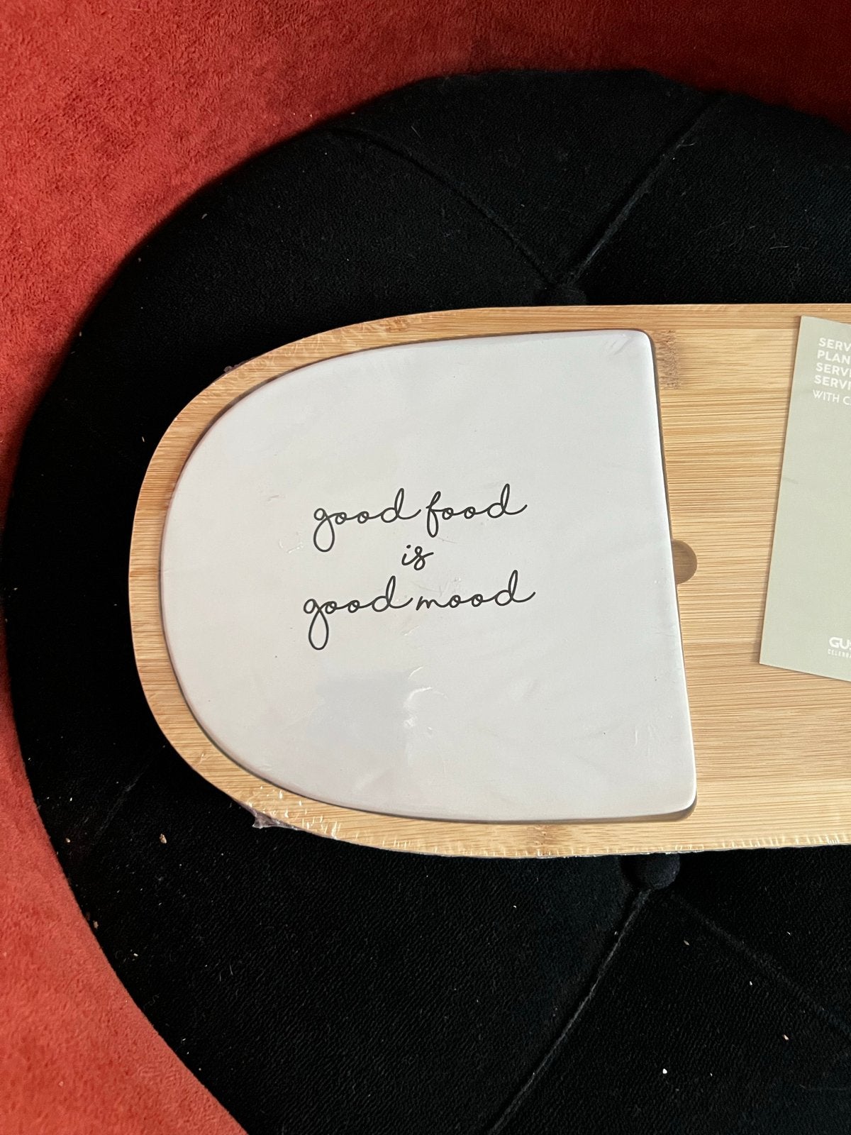 Gusto Serveerplank met Keramische Schaal - Nieuw, Hout, Snij-/serveerplank, Nieuw, Ophalen of Verzenden
