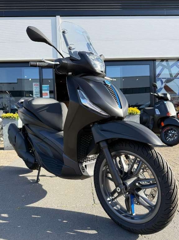 Piaggio Beverly S 400cc HPE Demo/ BTW Motor, Motoren, Motoren | Piaggio, Bedrijf, Scooter, Automaat, Occasion, Ophalen of Verzenden