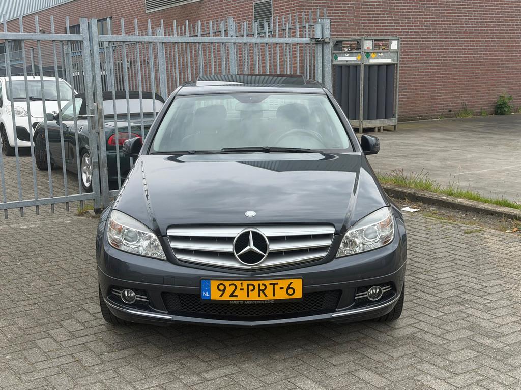Mercedes-Benz C-klasse 180 CGI BlueEFFICIENCY Business Class, Auto's, Automaat, Achterwielaandrijving, Zwart, 14 km/l