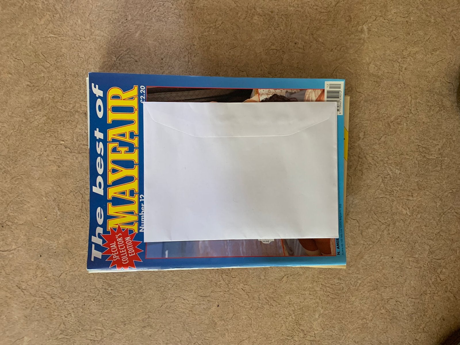 Mayfair, Verzenden, Gelezen