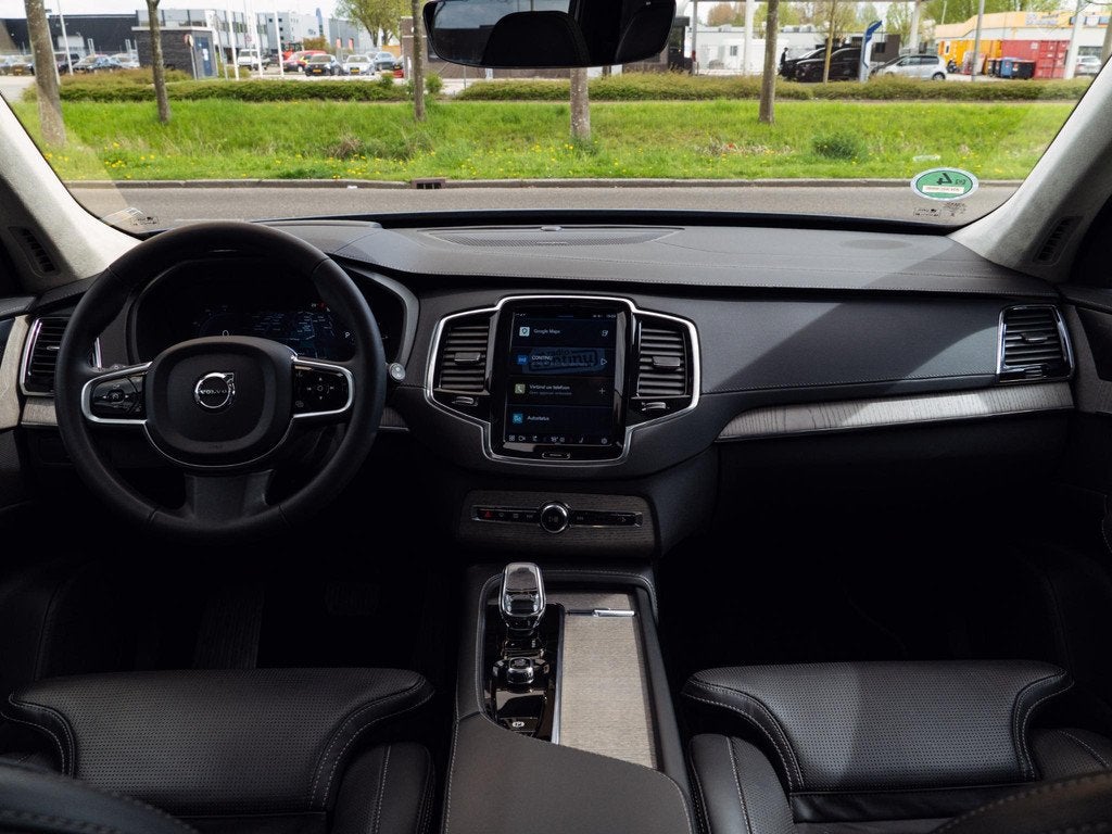 Volvo XC90 2.0 T8 Recharge AWD Ultimate Dark|Panorama |Trekh, Gebruikt, Euro 6, 4 cilinders, 1969 cc