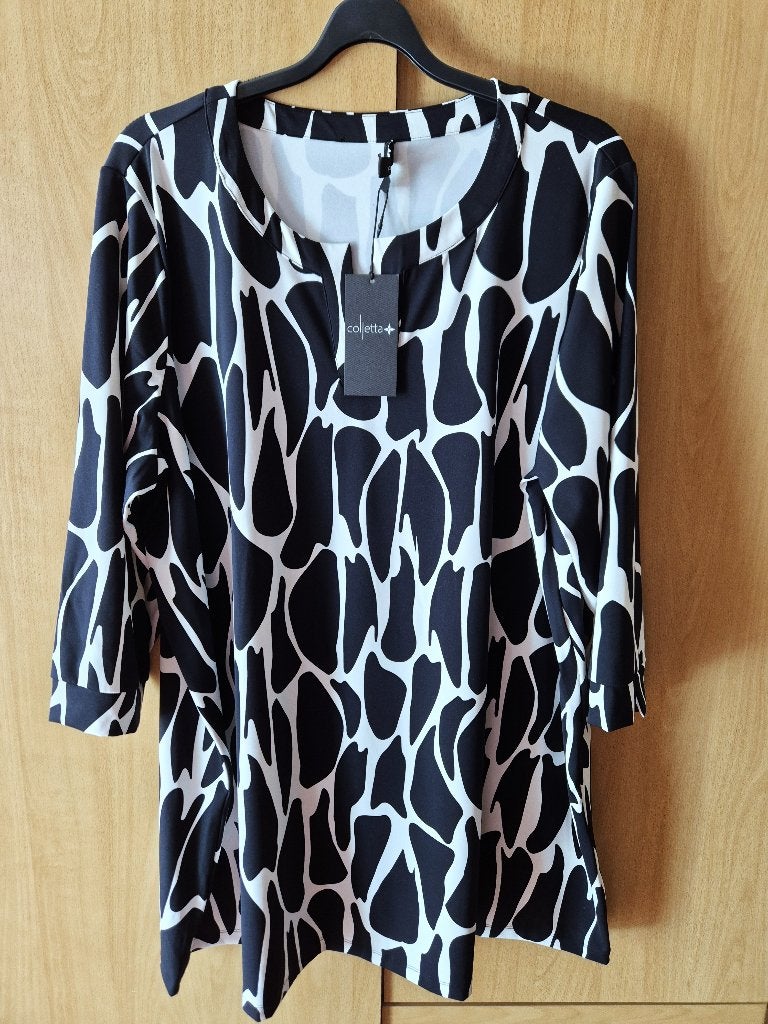 Colletta Tuniek Zwart/Wit Maat 24 (52) Nieuw, Colletta, Nieuw, Ophalen of Verzenden, Blouse of Tuniek