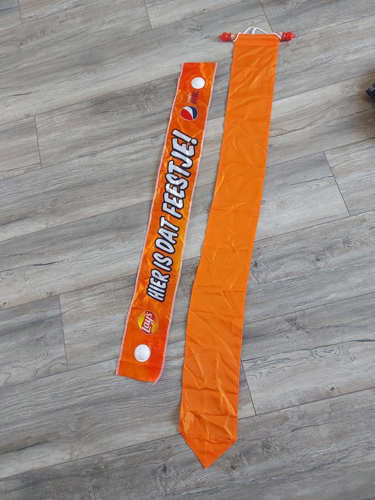Vaandels oranje, Ophalen of Verzenden, Gebruikt