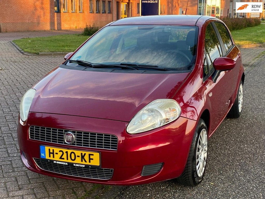 Fiat Grande Punto 1.4 Active 5-Drs Airco Electric pakket Aud, Voorwielaandrijving, Stof, Zwart, 4 cilinders