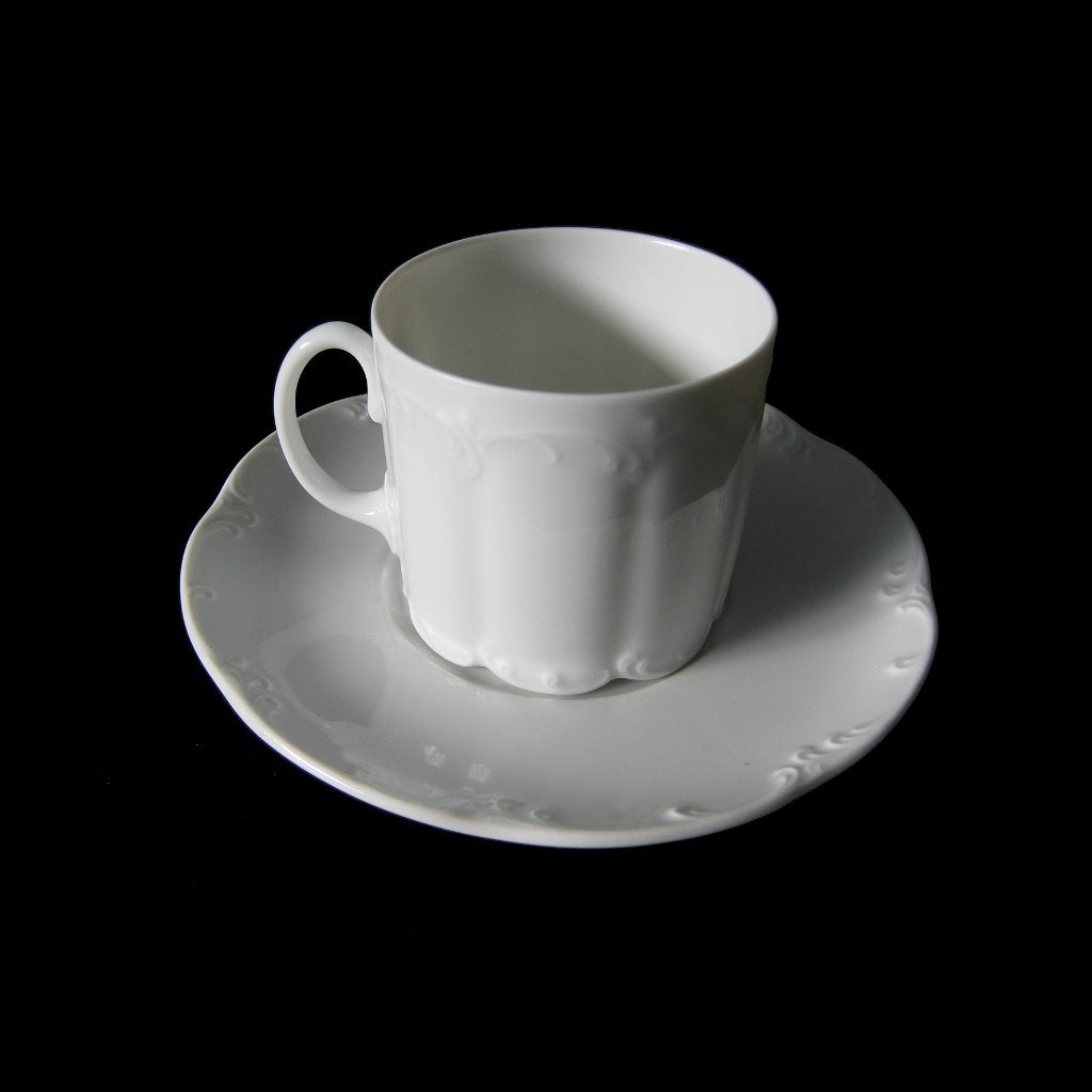 Rosenthal Monbijou Weiss espresso/mokkakopjes met schotels, Verzenden, Zo goed als nieuw, Overige stijlen, Kop(pen) en/of Schotel(s)