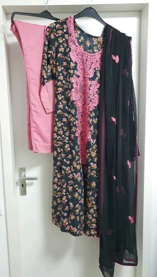 Prachtige Indiase/Pakistaanse Salwar Kameez - Maat M, Kleding | Dames, Gelegenheidskleding, Maat 38/40 (M), Overige typen, Ophalen of Verzenden
