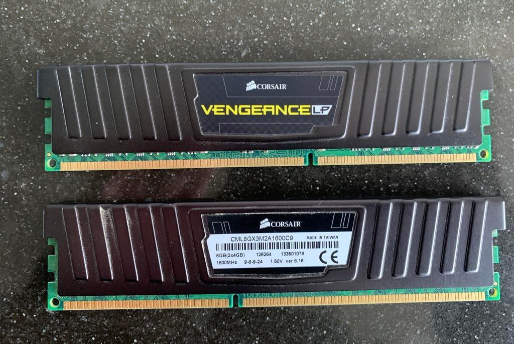 Corsair Vengeance LP 8GB (2x4GB) DDR3 RAM 1600MHz, Ophalen, Gebruikt, Server, 8 GB
