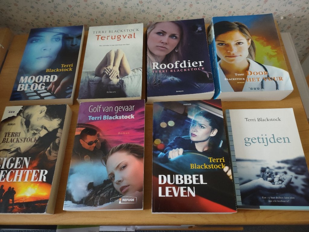 Diverse boeken- Terri Blackstock, Ophalen of Verzenden, Gelezen