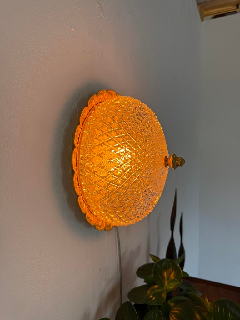 Vintage vergulde glazen wandlamp, Glashütte Limburg ‘60, Huis en Inrichting, Lampen | Wandlampen, Ophalen of Verzenden, Zo goed als nieuw