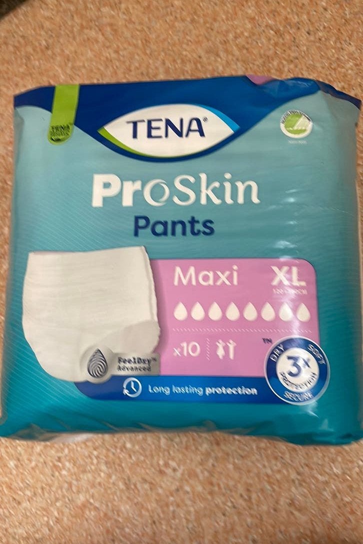 8 pakken Tena Pants Maxi XL  nieuw ook per stuk, Diversen, Verpleegmiddelen, Ophalen of Verzenden, Nieuw