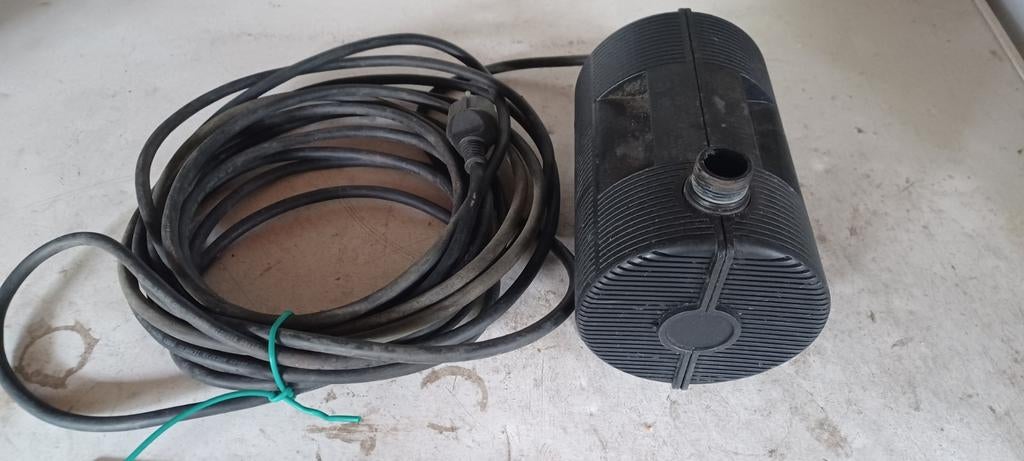 Oase vijverpomp, Tuin en Terras, Vijver-toebehoren, Ophalen of Verzenden, Gebruikt, Vijverpomp