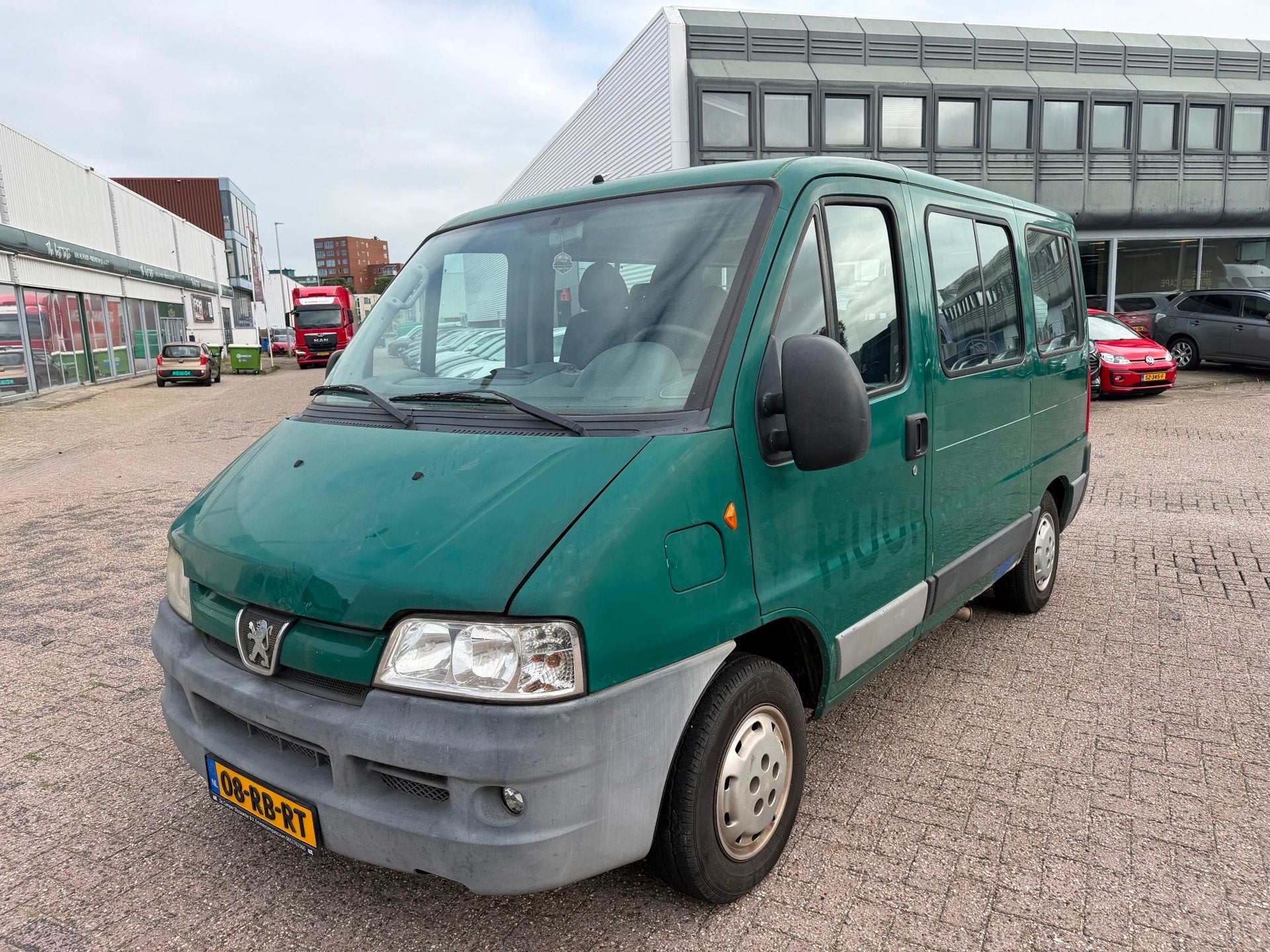 Peugeot Boxer BENZINE 9 PERSOONS Nieuwe APK Cruise Control T, Auto's, Voorwielaandrijving, Stof, Gebruikt, 2000 kg