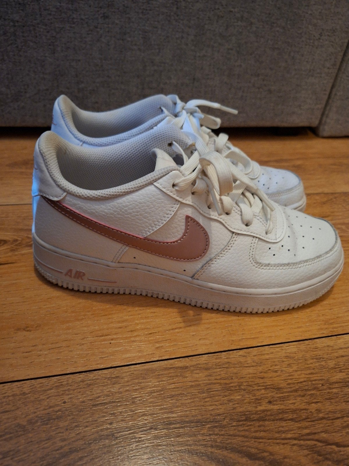 Nike air force maat 38,5 wit roze, Ophalen, Wit, Nike, Sneakers of Gympen