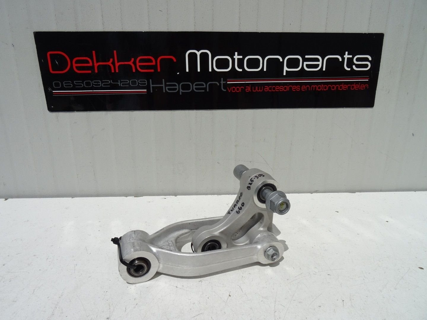 Link Schokbreker / Achterbrug Aprilia Tuareg 660 2022-2025, Gebruikt, -, -, Ophalen of Verzenden