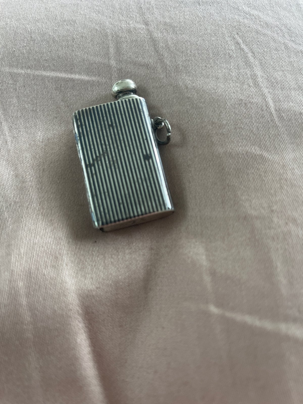 Antieke Zilveren aansteker lontje aanwezig, .Afm 4x3 cm, Ophalen of Verzenden, Zilver