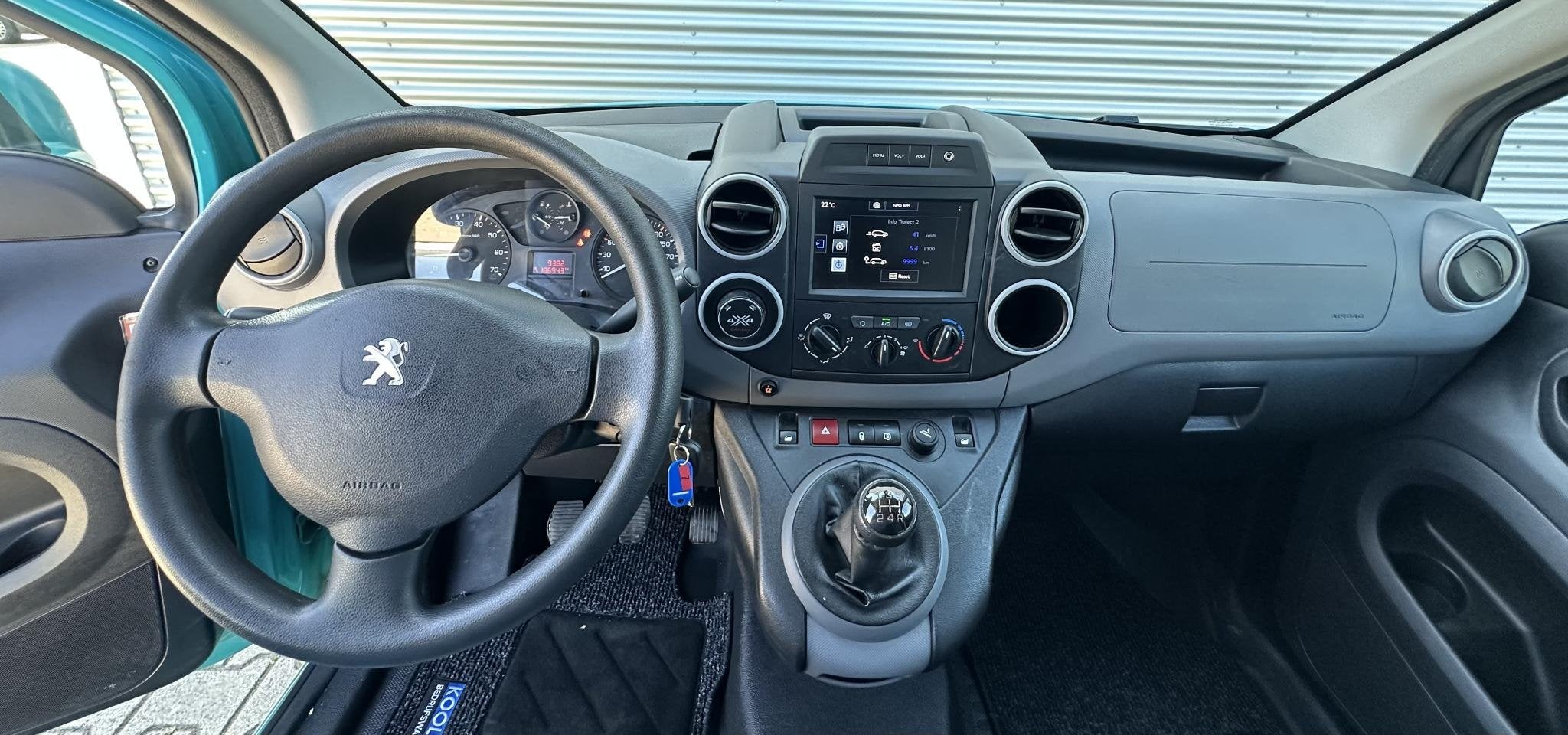 Peugeot Partner 4X4 Dangel, Auto's, Bestelauto's, Voorwielaandrijving, Stof, 4 cilinders, Origineel Nederlands