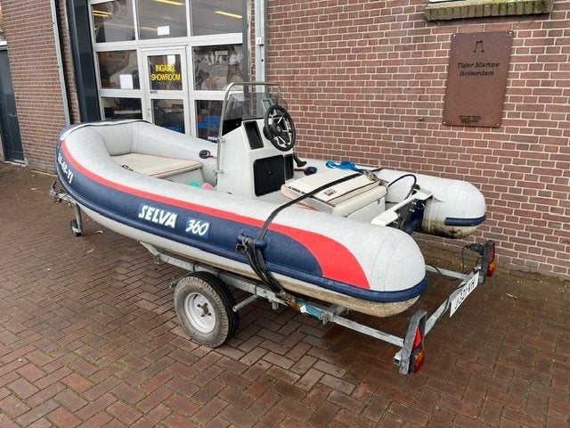 Selva 360 rib hypalon tubes met pega trailer, Gebruikt, Pomp, Buitenboordmotor, Ophalen