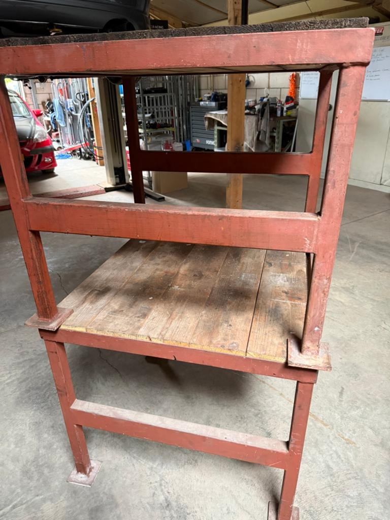 2x stevige tafel/bok, Auto diversen, Autogereedschap, Zo goed als nieuw, Ophalen