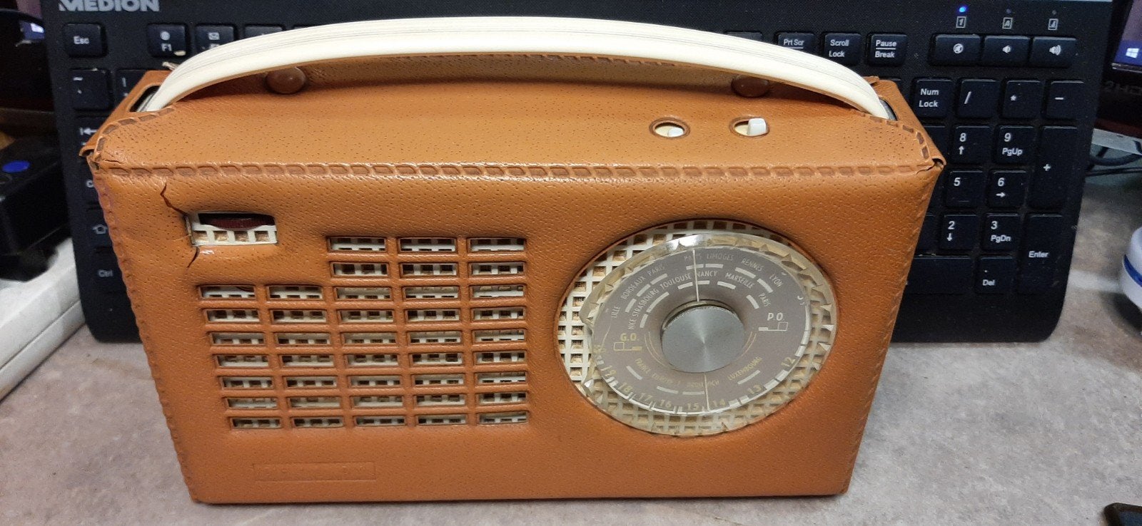 Philips All Transistor Dorette  Radio Spelend, Antiek en Kunst, Antiek | Tv's en Audio, Ophalen of Verzenden