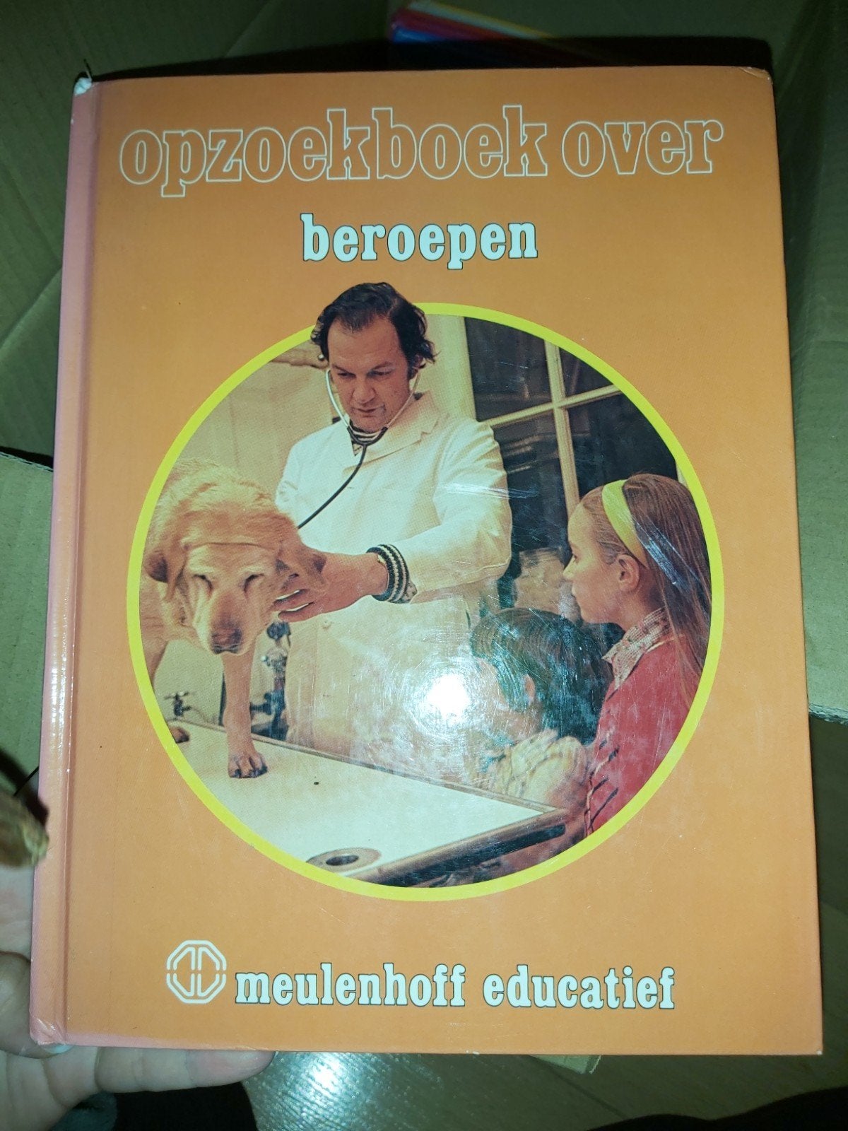 Opzoekboek over beroepen - Meulenhoff Educatief, Ophalen of Verzenden