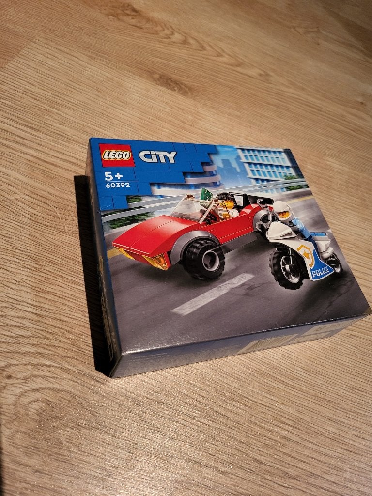 LEGO 60392 City: Achtervolging auto op de politiemotor, City, Lego, Nieuw, Ophalen of Verzenden