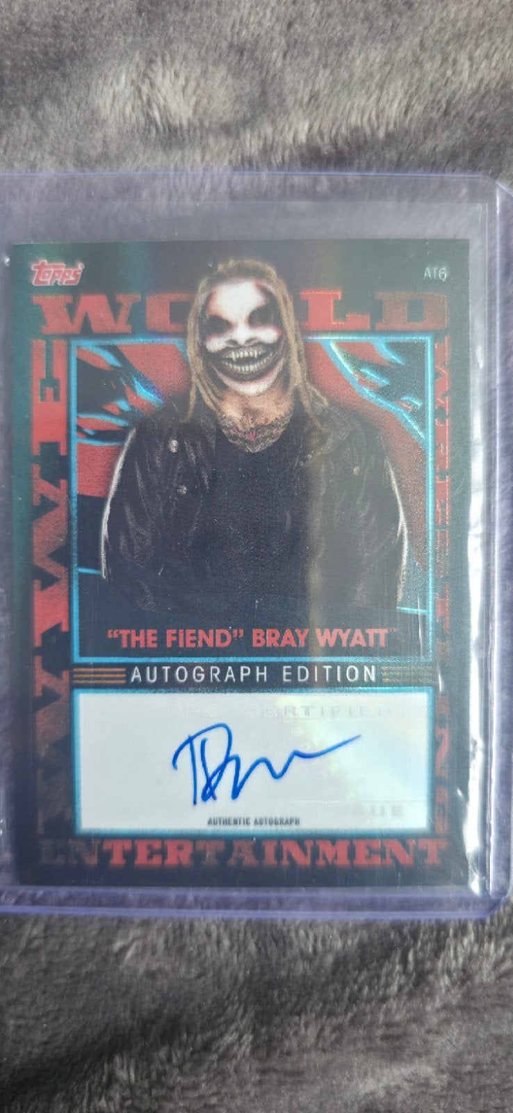 Topps Slam Attax 2021 Autographed Bray Wyatt Kaart, Ophalen of Verzenden, Zo goed als nieuw, Overige sporten, Spelerskaart